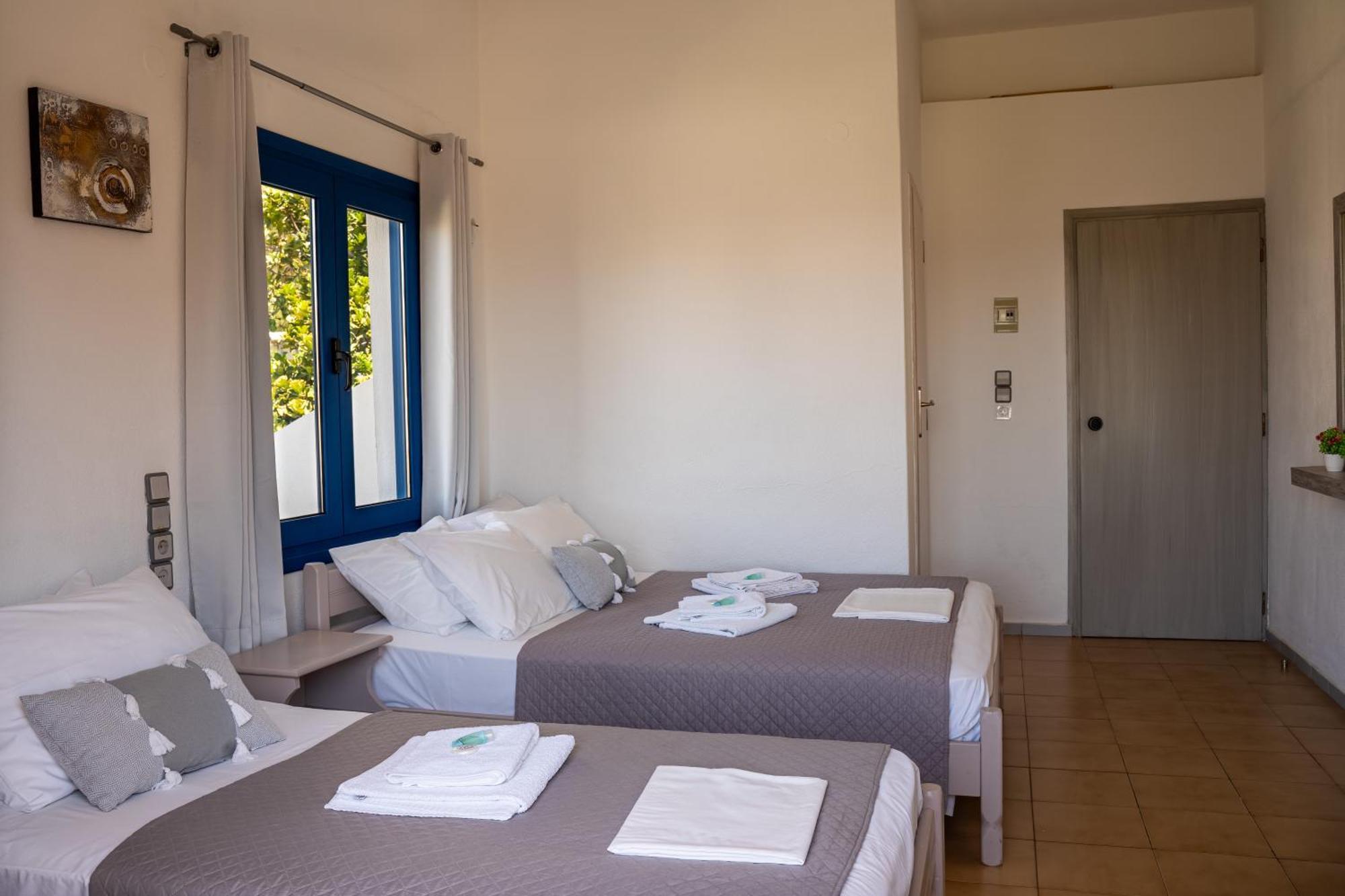 Giannis Rooms Айя-Румели Экстерьер фото
