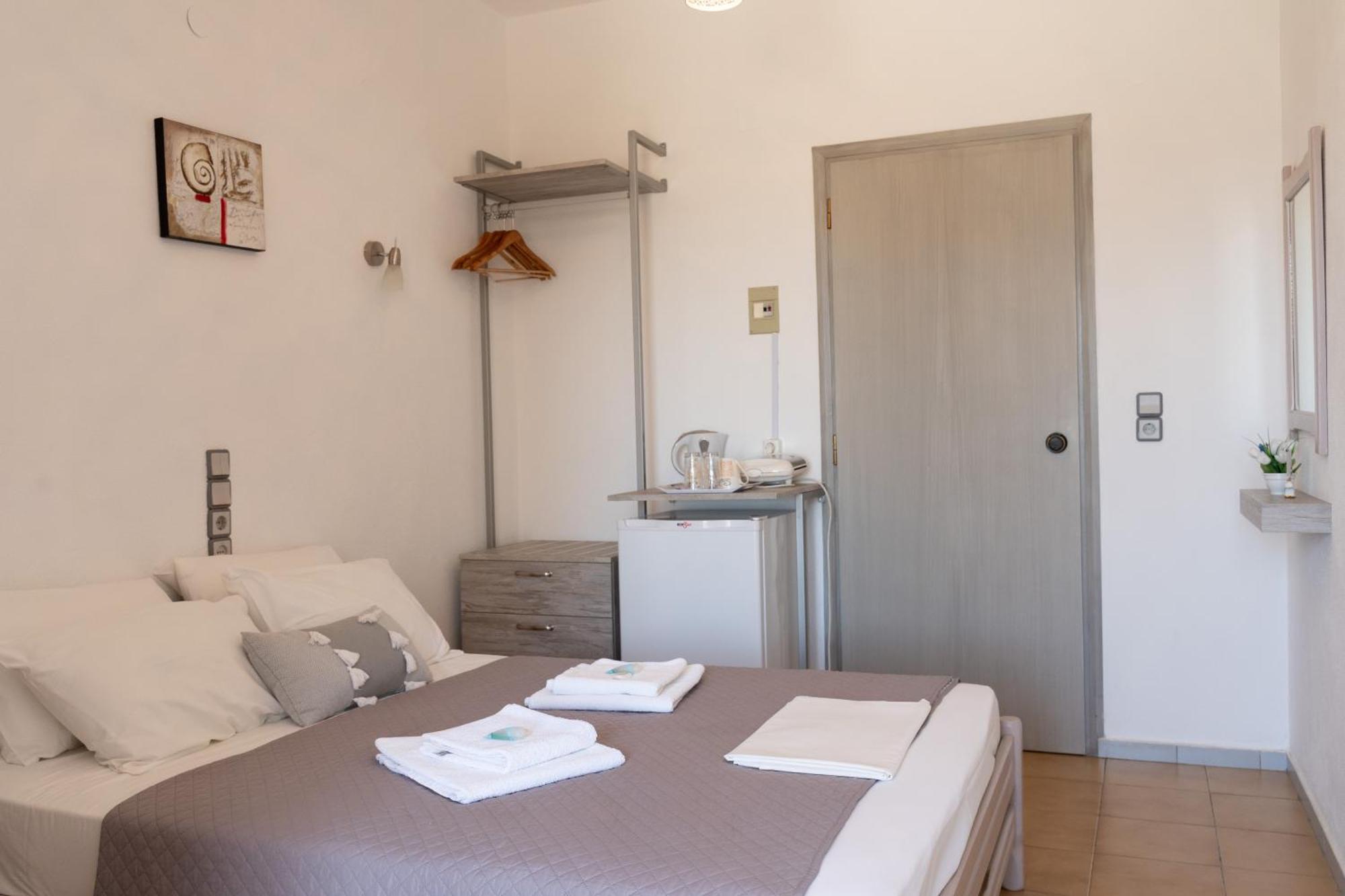 Giannis Rooms Айя-Румели Экстерьер фото